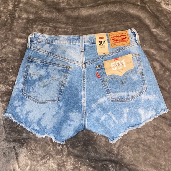 Levi’s Premium 501 Shorts / Brand New With Tags - Picture 2 of 9